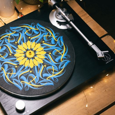 Audio-Technica AT-SLIPMAT-UKR: Коли вініл звучить мовою українського мистецтва