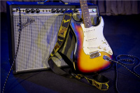 FENDER STRAP 2" MONOGRAMMED BLACK/YELLOW/BROWN Ремень гитарный 7 – techzone.com.ua FENDER STRAP 2" MONOGRAMMED BLACK/YELLOW/BROWN Ремень гитарный 7 – techzone.com.ua