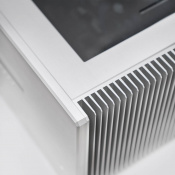 Монопідсилювач AVM OVATION MA 8.3 silver 3 – techzone.com.ua Монопідсилювач AVM OVATION MA 8.3 silver 3 – techzone.com.ua