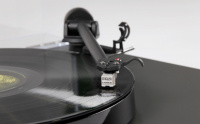 Проигрыватель винила Rega Planar 1 Matt White Carbon 5 – techzone.com.ua Проигрыватель винила Rega Planar 1 Matt White Carbon 5 – techzone.com.ua