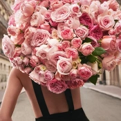 Maison Francis Kurkdjian À La Rose Парфумована вода для жінок 70 мл 7 – techzone.com.ua Maison Francis Kurkdjian À La Rose Парфумована вода для жінок 70 мл 7 – techzone.com.ua