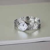 Жіночий годинник Tissot Tradition 5.5 Lady T063.009.11.018.00 4 – techzone.com.ua Жіночий годинник Tissot Tradition 5.5 Lady T063.009.11.018.00 4 – techzone.com.ua
