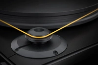 Програвач вінілу MoFi UltraDeck + MasterTracker 10 – techzone.com.ua