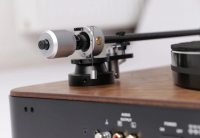 Програвач вінілу Elac Miracord 80 + Clearaudio Concept V2 Walnut 5 – techzone.com.ua Програвач вінілу Elac Miracord 80 + Clearaudio Concept V2 Walnut 5 – techzone.com.ua