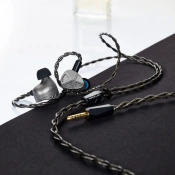 Навушники Unique Melody Stardust (cable 4.4) 3 – techzone.com.ua Навушники Unique Melody Stardust (cable 4.4) 3 – techzone.com.ua