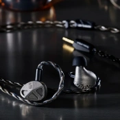 Навушники Unique Melody Stardust (cable 4.4) 4 – techzone.com.ua Навушники Unique Melody Stardust (cable 4.4) 4 – techzone.com.ua