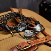 Навушники Unique Melody Stardust (cable 4.4) 5 – techzone.com.ua Навушники Unique Melody Stardust (cable 4.4) 5 – techzone.com.ua