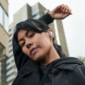 Наушники Adidas Headphones Z.N.E. 01 ANC True Wireless Light Grey (1005971) 8 – techzone.com.ua Наушники Adidas Headphones Z.N.E. 01 ANC True Wireless Light Grey (1005971) 8 – techzone.com.ua