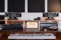 ADAM AUDIO A44H Студийный монитор 6 – techzone.com.ua