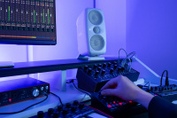 Студійні монітори IK MULTIMEDIA iLoud MTM MKII (White) 8 – techzone.com.ua Студійні монітори IK MULTIMEDIA iLoud MTM MKII (White) 8 – techzone.com.ua