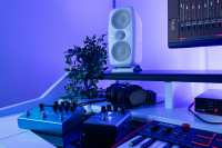 Студійні монітори IK MULTIMEDIA iLoud MTM MKII (White) 9 – techzone.com.ua Студійні монітори IK MULTIMEDIA iLoud MTM MKII (White) 9 – techzone.com.ua