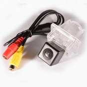 Штатна камера заднього виду IL Trade 9831, MERCEDES 4 – techzone.com.ua Штатна камера заднього виду IL Trade 9831, MERCEDES 4 – techzone.com.ua