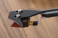 Програвач вінілових платівок Pro-Ject Debut Carbon DC 2M-Red Walnut 7 – techzone.com.ua Програвач вінілових платівок Pro-Ject Debut Carbon DC 2M-Red Walnut 7 – techzone.com.ua