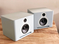 Полочная акустика Guru Audio Q10 White 4 – techzone.com.ua Полочная акустика Guru Audio Q10 White 4 – techzone.com.ua