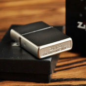 Запальничка Zippo 205 CLASSIC satin chrome 6 – techzone.com.ua Запальничка Zippo 205 CLASSIC satin chrome 6 – techzone.com.ua