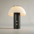 Настольная лампа со встроенным динамиком Jaune Fabrique Piccolo Speaker lamp Black 2 – techzone.com.ua