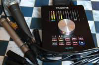 Аудиоинтерфейс, звуковая карта MOTU Track16 6 – techzone.com.ua Аудиоинтерфейс, звуковая карта MOTU Track16 6 – techzone.com.ua