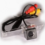 Штатна камера заднього виду IL Trade 1350, KIA 5 – techzone.com.ua Штатна камера заднього виду IL Trade 1350, KIA 5 – techzone.com.ua