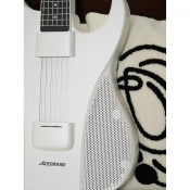 Смарт електрогітара AeroBand Painless Guitar with bag/WH 11 – techzone.com.ua