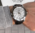Чоловічий годинник Casio Timeless MTP-VD300L-7E 4 – techzone.com.ua