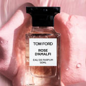 Tom Ford Rose D'Amalfi Парфумована вода унісекс 50 мл 3 – techzone.com.ua Tom Ford Rose D'Amalfi Парфумована вода унісекс 50 мл 3 – techzone.com.ua