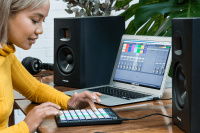 MIDI-контроллер Novation Launchpad Mini MK3 4 – techzone.com.ua MIDI-контроллер Novation Launchpad Mini MK3 4 – techzone.com.ua