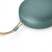 Портативна колонка Bang & Olufsen Beosound A1 3rd Gen Eucalyptus Green 6 – techzone.com.ua Портативна колонка Bang & Olufsen Beosound A1 3rd Gen Eucalyptus Green 6 – techzone.com.ua