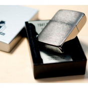 Запальничка Zippo 1941 REPLICA brushed chrome 7 – techzone.com.ua Запальничка Zippo 1941 REPLICA brushed chrome 7 – techzone.com.ua