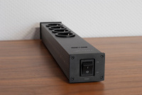 Сетевой фильтр TAGA Harmony PF-400USB Black 5 – techzone.com.ua Сетевой фильтр TAGA Harmony PF-400USB Black 5 – techzone.com.ua