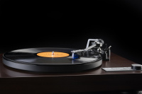 Програвач вінілових платівок Dual CS 618Q Walnut 8 – techzone.com.ua Програвач вінілових платівок Dual CS 618Q Walnut 8 – techzone.com.ua