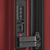 Чемодан Victorinox AIROX/Victorinox Red Маленький Vt612498 8 – techzone.com.ua Чемодан Victorinox AIROX/Victorinox Red Маленький Vt612498 8 – techzone.com.ua
