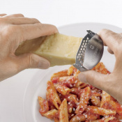 Терка для сыра Victorinox 7.6076 3 – techzone.com.ua Терка для сыра Victorinox 7.6076 3 – techzone.com.ua