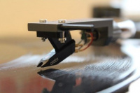 Проигрыватель виниловых пластинок Music Hall MMF-Mark-1 BT5 Piano black OM NN 5 – techzone.com.ua Проигрыватель виниловых пластинок Music Hall MMF-Mark-1 BT5 Piano black OM NN 5 – techzone.com.ua