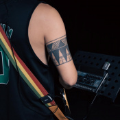 Система персонального мониторинга NUX B-7PSM 7 – techzone.com.ua Система персонального мониторинга NUX B-7PSM 7 – techzone.com.ua