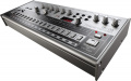 Драм-машина Roland TR06 2 – techzone.com.ua