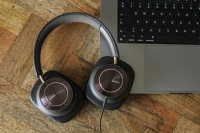 Наушники с микрофоном DALI IO-12 Dark Chocolate 10 – techzone.com.ua Наушники с микрофоном DALI IO-12 Dark Chocolate 10 – techzone.com.ua