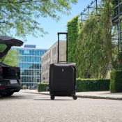 Валіза Victorinox CROSSLIGHT Black Маленька Vt612417 18 – techzone.com.ua Валіза Victorinox CROSSLIGHT Black Маленька Vt612417 18 – techzone.com.ua