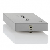 Фонокорректор Clearaudio Nano Phono V2 EL 028 H / S Silver з виходом на навушники 1 – techzone.com.ua