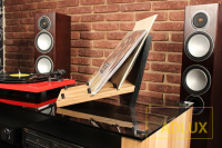Підставка для платівок ADLUX Vinyl VS-1 Black 1 – techzone.com.ua