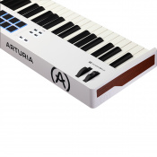 MIDI-клавіатура Arturia KeyLab Essential 88 mk3 (White) 5 – techzone.com.ua MIDI-клавіатура Arturia KeyLab Essential 88 mk3 (White) 5 – techzone.com.ua