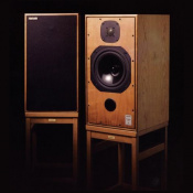 Акустика Harbeth HL-Compact 7ES-3 Eucalyptus 2 – techzone.com.ua Акустика Harbeth HL-Compact 7ES-3 Eucalyptus 2 – techzone.com.ua