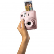 Фотокамера моментальной печати Fujifilm Instax Mini 12 Blossom Pink (16806107) 6 – techzone.com.ua Фотокамера моментальной печати Fujifilm Instax Mini 12 Blossom Pink (16806107) 6 – techzone.com.ua