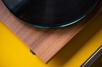 Програвач вінілу Pro-Ject T2 Super Phono Walnut Rainier 6 – techzone.com.ua Програвач вінілу Pro-Ject T2 Super Phono Walnut Rainier 6 – techzone.com.ua