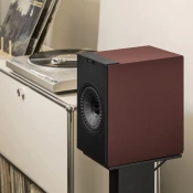 Бездротова Hi-Fi акустична система KEF Coda W Vintage Burgundy 7 – techzone.com.ua