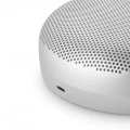 Портативна колонка Bang & Olufsen Beosound A1 3rd Gen Natural Alu 4 – techzone.com.ua