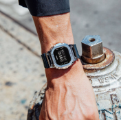 Чоловічий годинник Casio G-Shock G-Steel GM-5600U-1E 10 – techzone.com.ua Чоловічий годинник Casio G-Shock G-Steel GM-5600U-1E 10 – techzone.com.ua