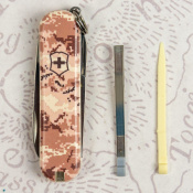 Складаний ніж Victorinox CLASSIC SD ARMY Піксель пісочний 0.6223.7.W3944pw 9 – techzone.com.ua Складаний ніж Victorinox CLASSIC SD ARMY Піксель пісочний 0.6223.7.W3944pw 9 – techzone.com.ua