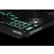 DJ контроллер Roland DJ 202 8 – techzone.com.ua DJ контроллер Roland DJ 202 8 – techzone.com.ua