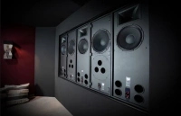 Сабвуфер Klipsch RCC-122-BTS-SUB за екраном 5 – techzone.com.ua