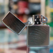 Запальничка Zippo 24647 CLASSIC Reg Chrome Arch 7 – techzone.com.ua